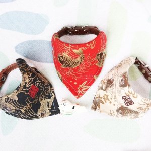 寵物三角巾狗牽引項(xiàng)圈招財(cái)貓咪口水巾貼牌定制代加工