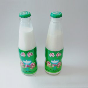 興紅杏仁乳綠標