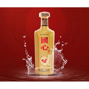 國(guó)心中國(guó)心濃香型白酒500ml