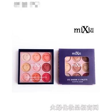 米修心心相印九色心形濕眼影盤