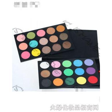 ISMINE伊姿蔓30色眼影盤(pán)