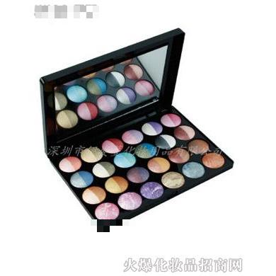 ISMINE伊姿蔓24色珠光眼影盤(pán)