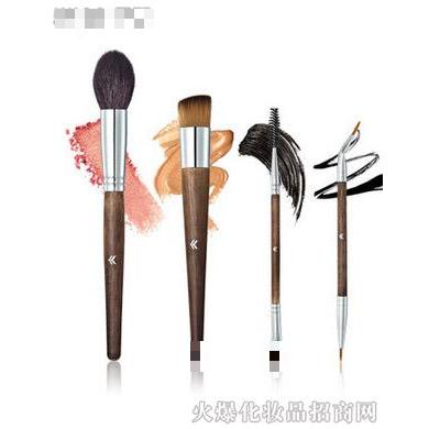 花面貍-美妝彩妝高品質(zhì)實(shí)木柄-動物毛4支化妝套刷