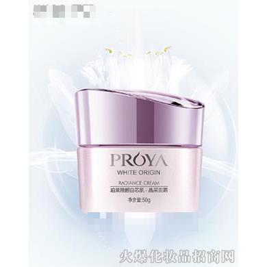 珀萊雅靚白芯肌晶采面霜