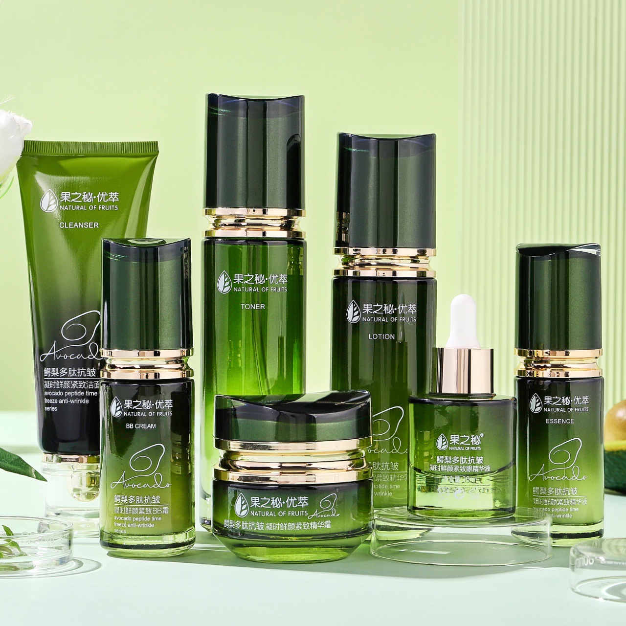 果之秘優(yōu)萃鱷梨多肽抗皺凝時(shí)護(hù)膚禮盒升級(jí)版緊致護(hù)膚爽膚水乳套盒OEM代加工
