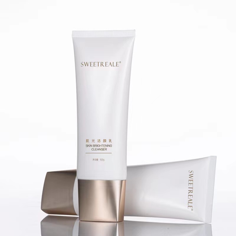 溫和護(hù)膚毛孔級(jí)清潔洗面奶O(píng)EM代加工