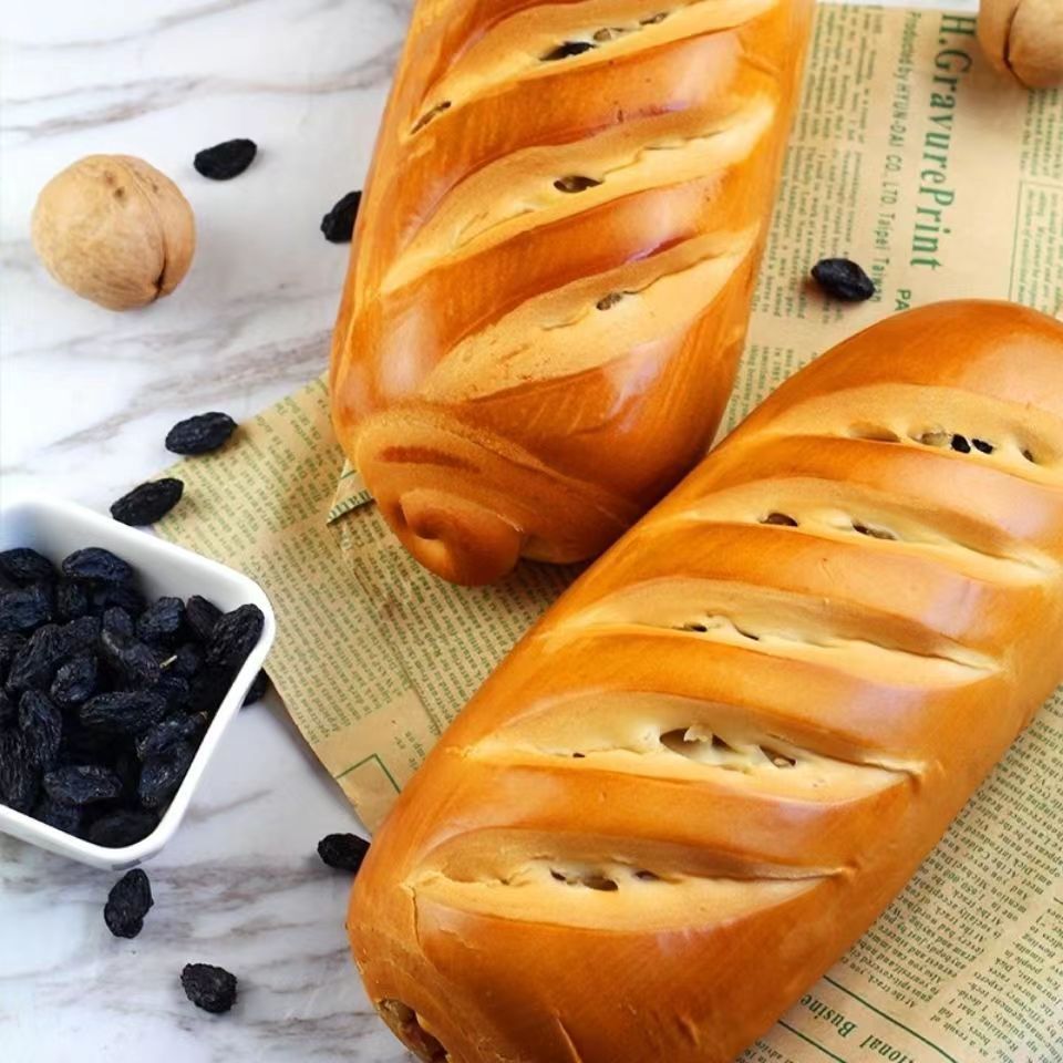 俄羅斯風(fēng)味大列巴果仁小麥堅(jiān)果面包整條早餐營養(yǎng)烘焙面包多口味OEM代加工