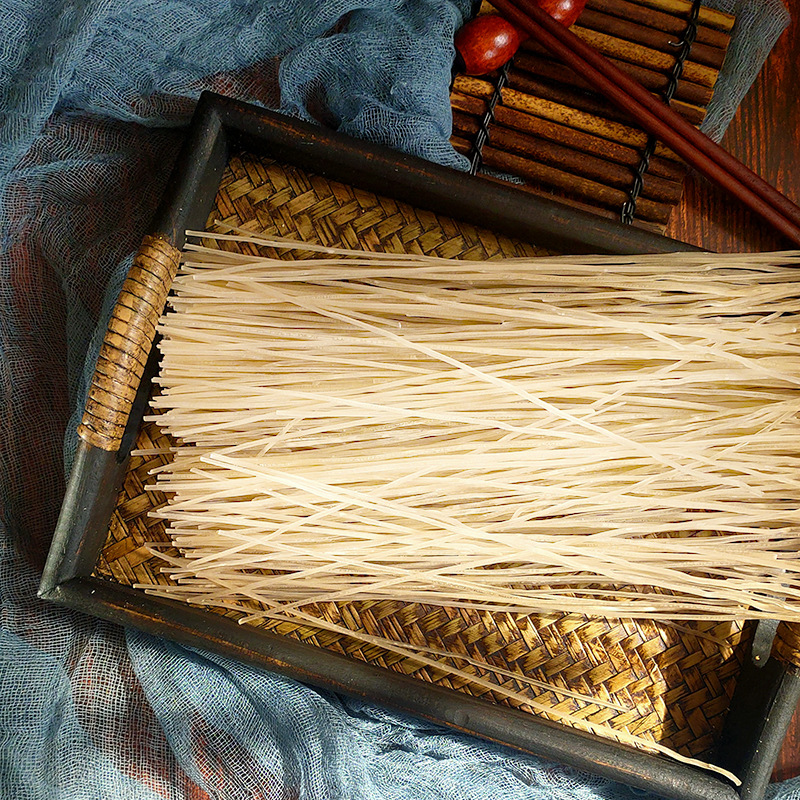 葛根粉條OEM定制 農(nóng)家粉條粗粉酸辣粉條火鍋粉條粗粉條麻辣燙粉條OEM代加工