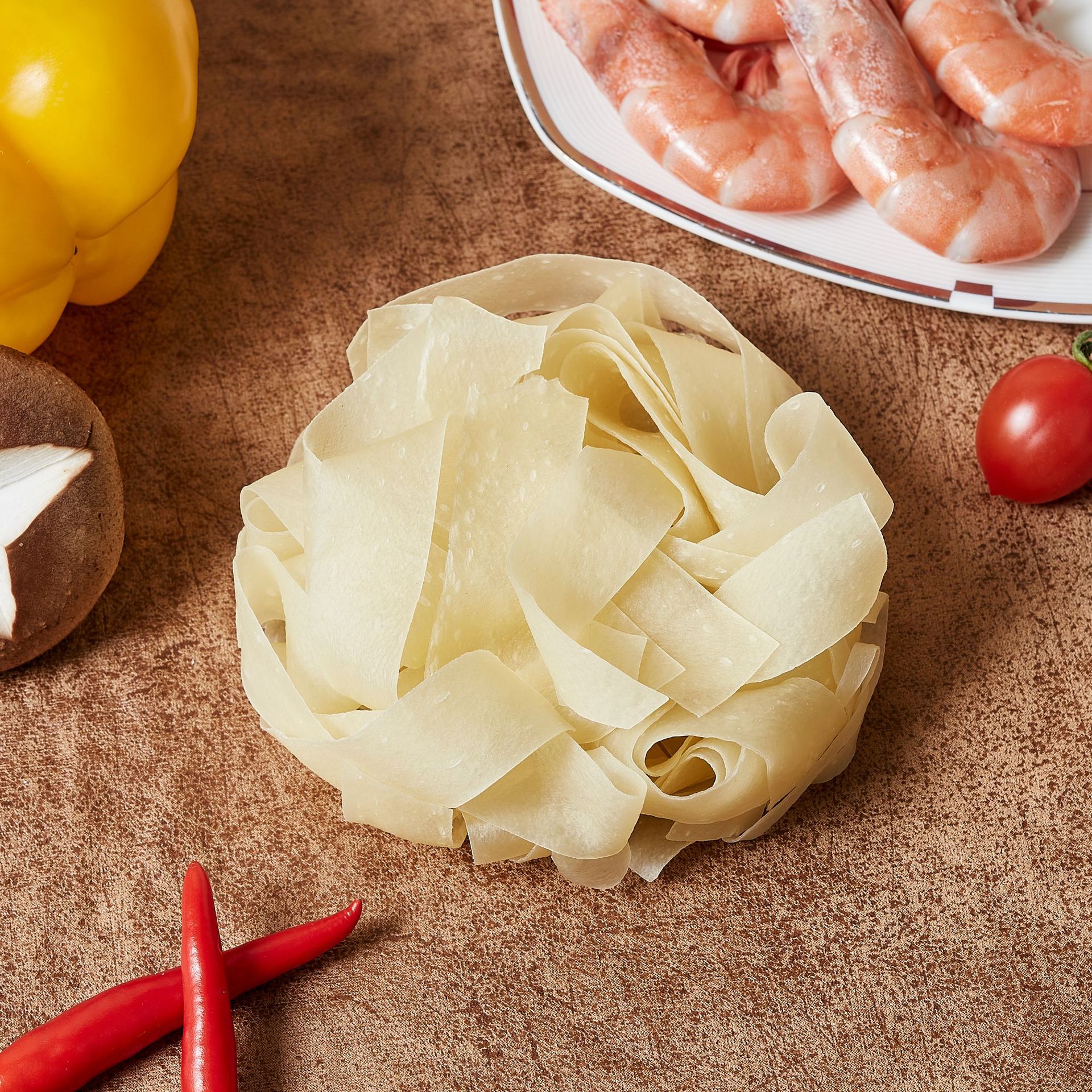 寬面鵝腸寬面條一箱散裝整箱油潑面火鍋面刀削面麻辣燙方便面面餅OEM代加工