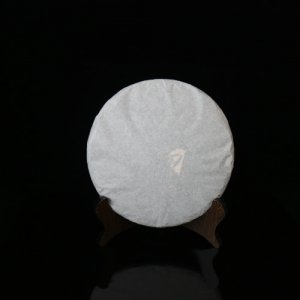 八角亭 2019年 未見青山老茶葉